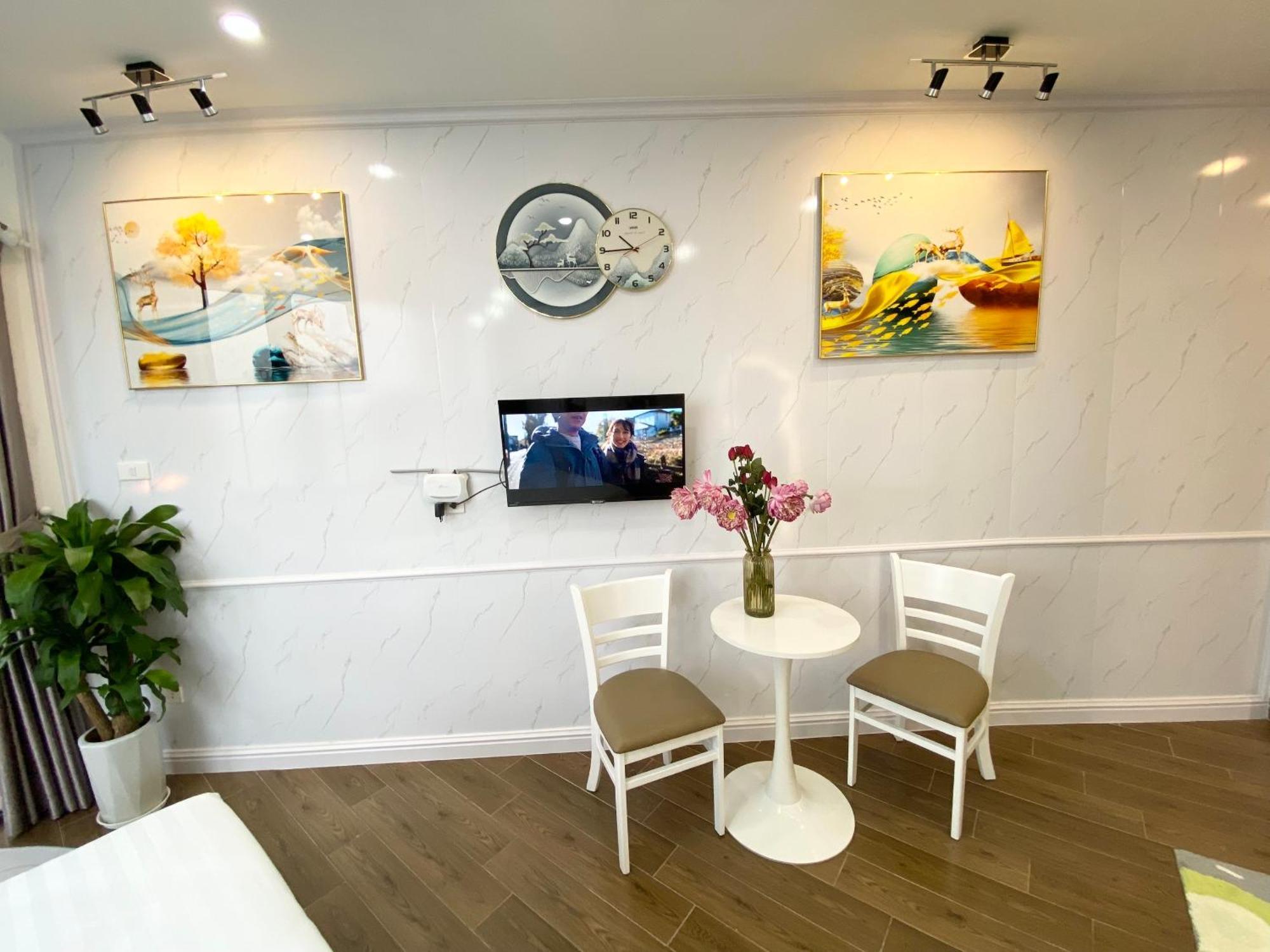 T98 Westlake Trich Sai - Tay Ho Center Lake View Studio Hanoi Luaran gambar